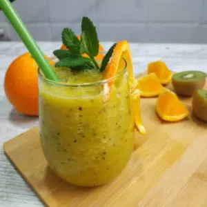 Zumo de Kiwi y Naranja