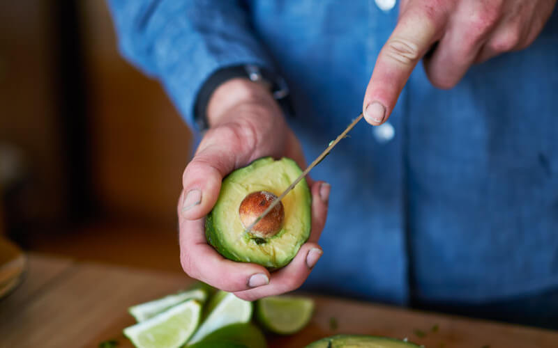 a qué sabe el aguacate