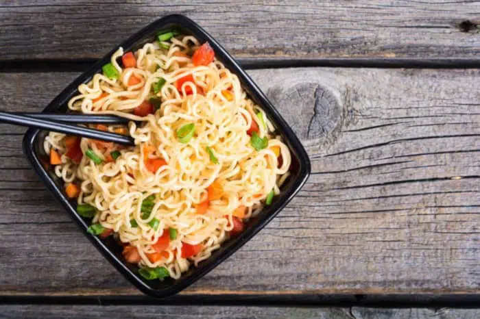Tallarines Orientales Vegetarianos