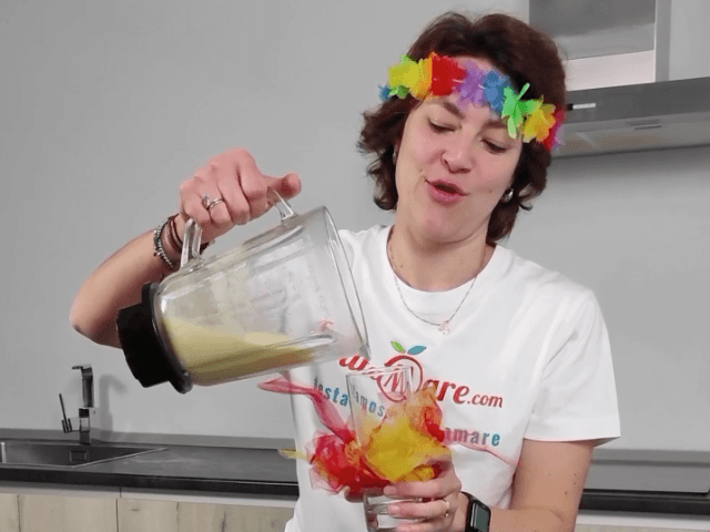 Batido Tropical: El Sabor a Vacaciones que te Llena de Energía Natural